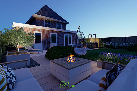 Luxe tuin, in het avondlicht